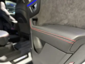 RSQ8 Carbon Pak. Standheiz 305 km h Keramik B&O