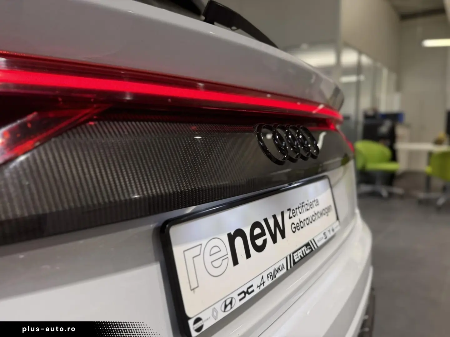 RSQ8 Carbon Pak. Standheiz 305 km h Keramik B&O