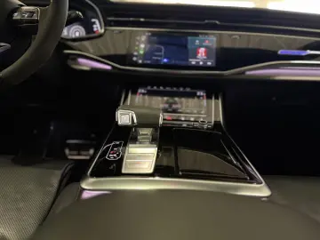 RSQ8 Carbon Pak. Standheiz 305 km h Keramik B&O