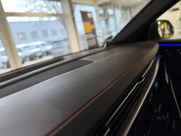 RSQ8 Carbon Pak. Standheiz 305 km h Keramik B&O