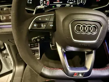 RSQ8 Carbon Pak. Standheiz 305 km h Keramik B&O