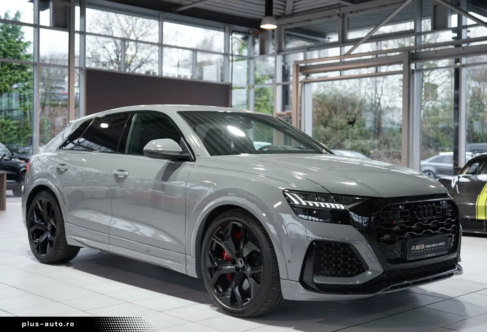 RSQ8 q. 1H  23  Dynamik Keramik  S-Abgas  Pano