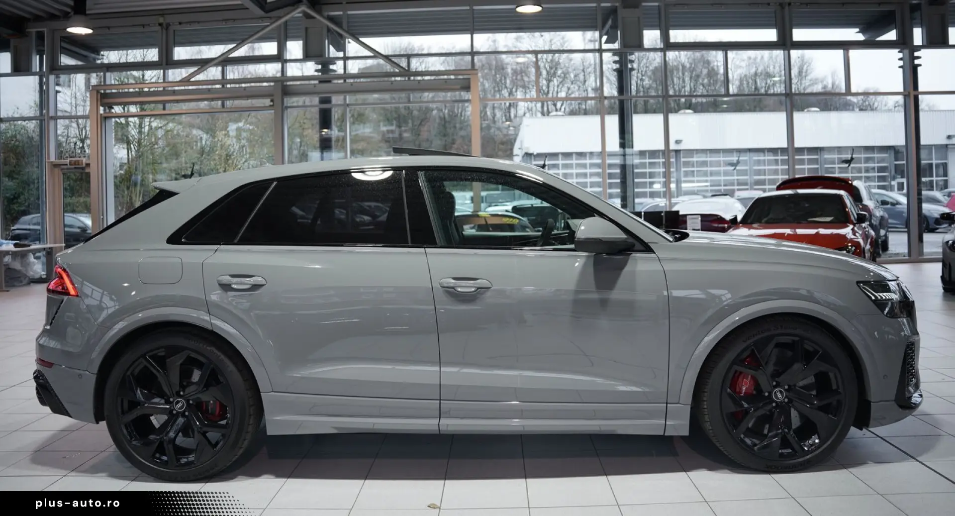 RSQ8 q. 1H  23  Dynamik Keramik  S-Abgas  Pano