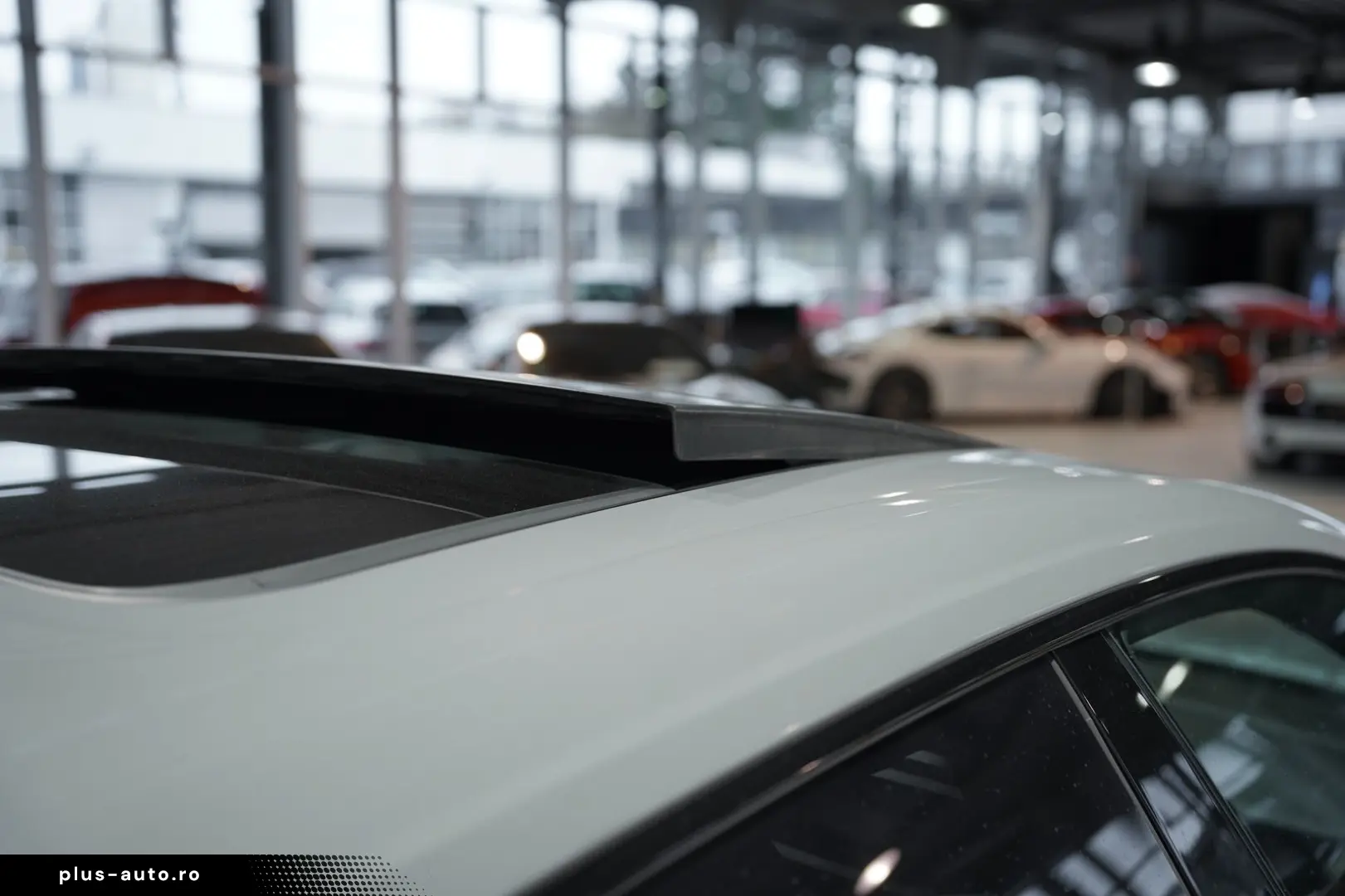 RSQ8 q. 1H  23  Dynamik Keramik  S-Abgas  Pano