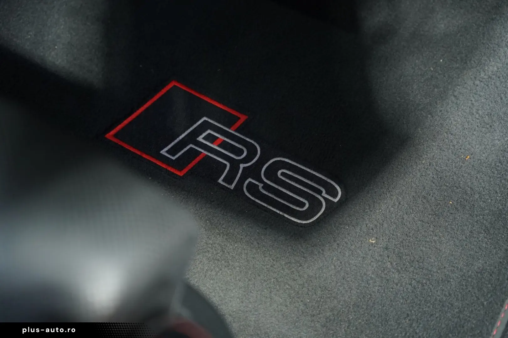 RSQ8 q. 1H  23  Dynamik Keramik  S-Abgas  Pano