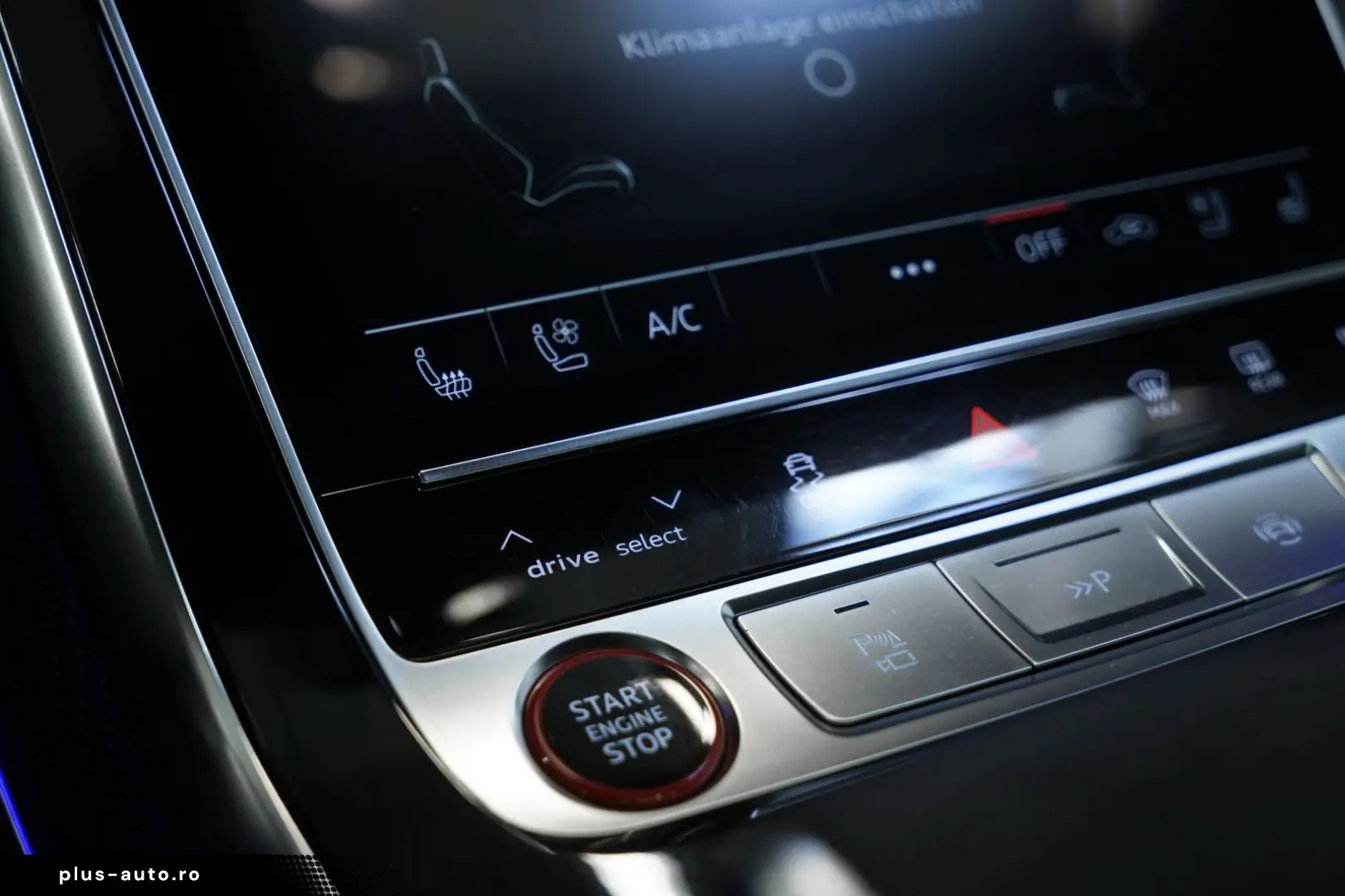 RSQ8 q. 1H  23  Dynamik Keramik  S-Abgas  Pano