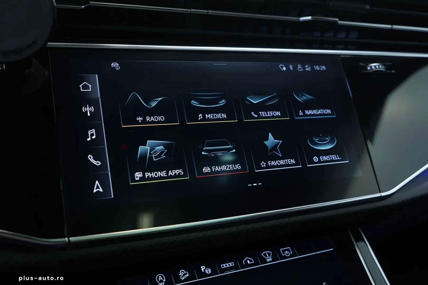 RSQ8 q. 1H  23  Dynamik Keramik  S-Abgas  Pano