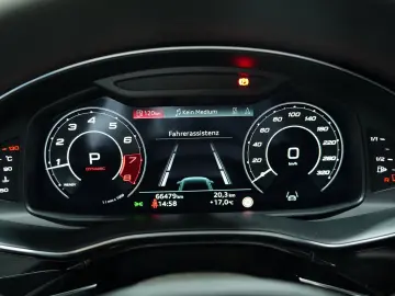 RSQ8 q. 1H  23  Dynamik Keramik  S-Abgas  Pano