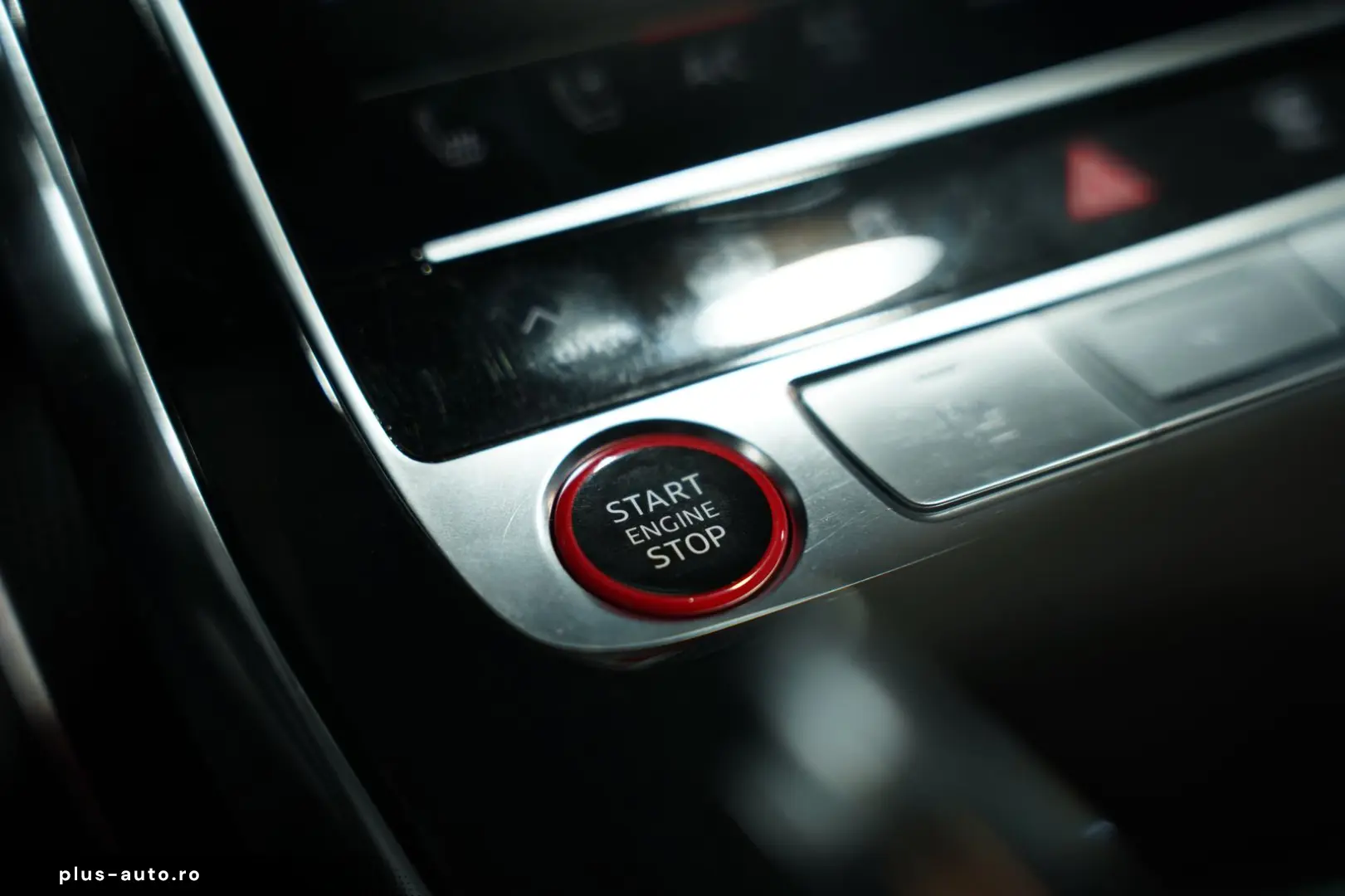 RSQ8 q. 1H  23  Dynamik Keramik  S-Abgas  Pano