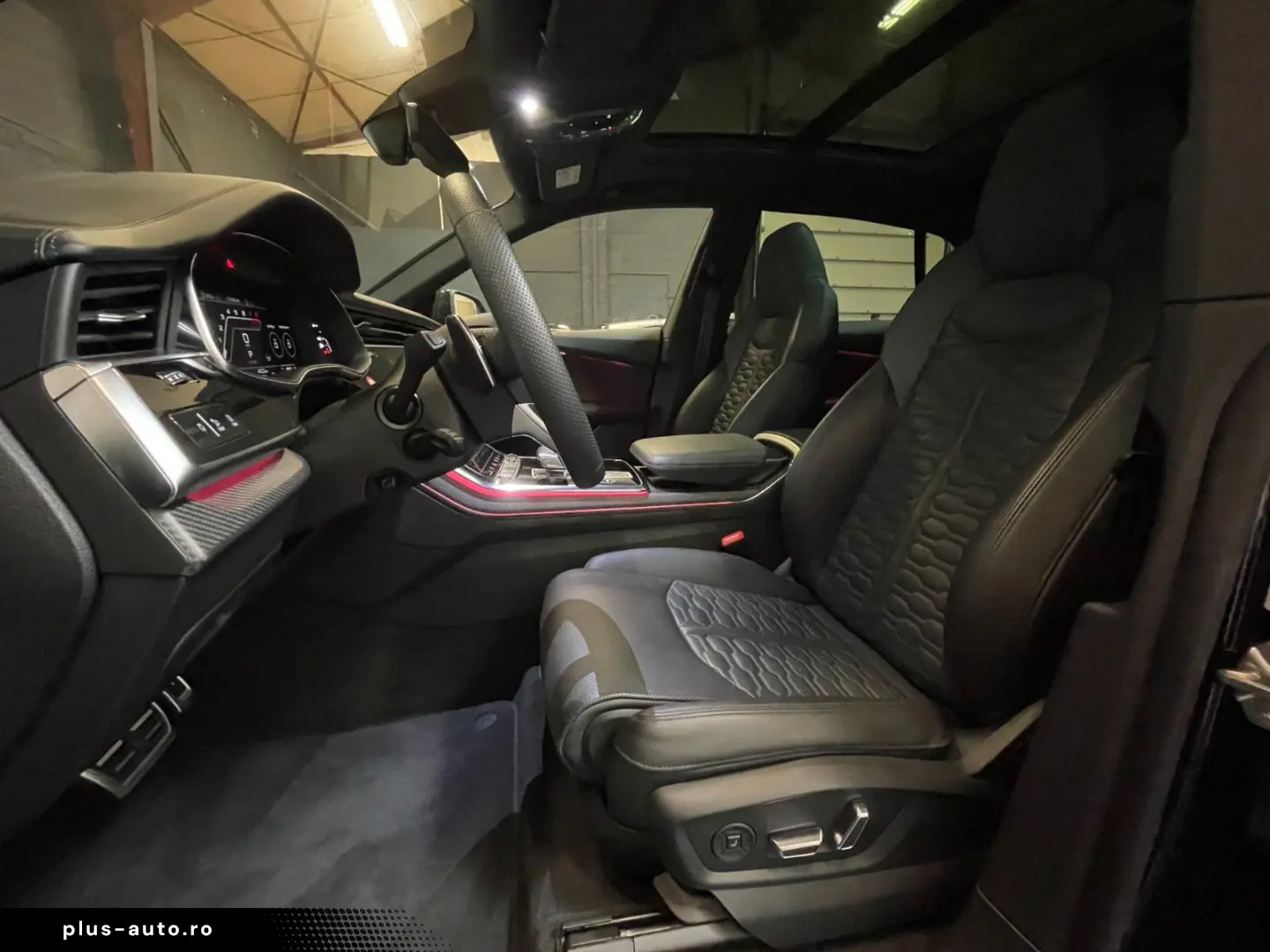 RSQ8 4.0 TFSI quattro  Pano-Matrix-Keramik