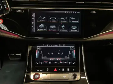 RSQ8 4.0 TFSI quattro  Pano-Matrix-Keramik