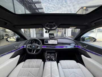 750e xDrive M Sport Pro Massage Sitzbelüftung