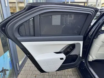 750e xDrive M Sport Pro Massage Sitzbelüftung