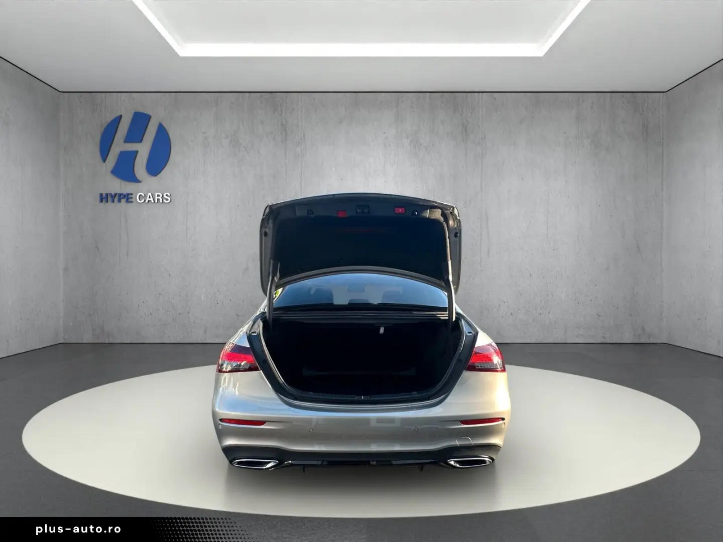 E 300 d 4M AMG Pano RFK Burm Massage Softcl StHz