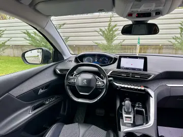 Peugeot 3008   106.000 km  5 moduri condus  garantie  rate