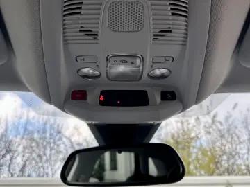 Peugeot 3008   106.000 km  5 moduri condus  garantie  rate