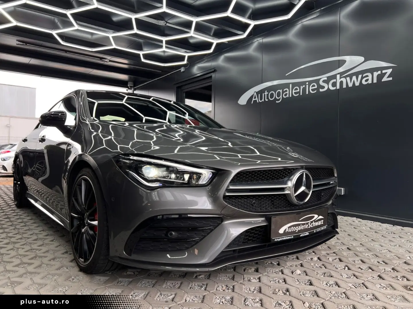 CLA 35 AMG 4M Coupé MBEAM HUD 360 AMB BURMS PANO