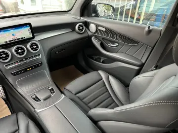 GLC 400d AMG  Night AHK Sound Distr Ambi Leder