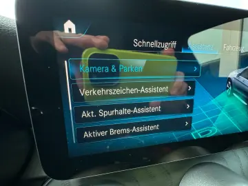 GLC 400d AMG  Night AHK Sound Distr Ambi Leder