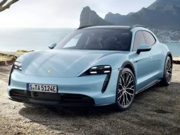 Taycan 4 Cross Turismo HA-Lenkung Surround-View