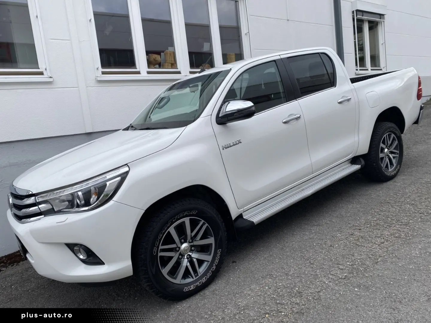 Hilux Double Cab Comfort 4x4