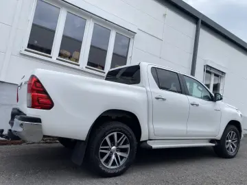 Hilux Double Cab Comfort 4x4