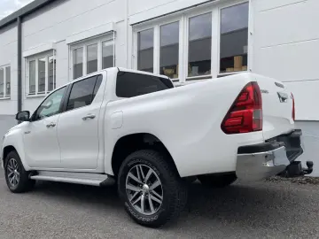 Hilux Double Cab Comfort 4x4