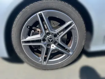 CLA 220 4MATIC Coupé AMG AHK LenkradHz Distronic