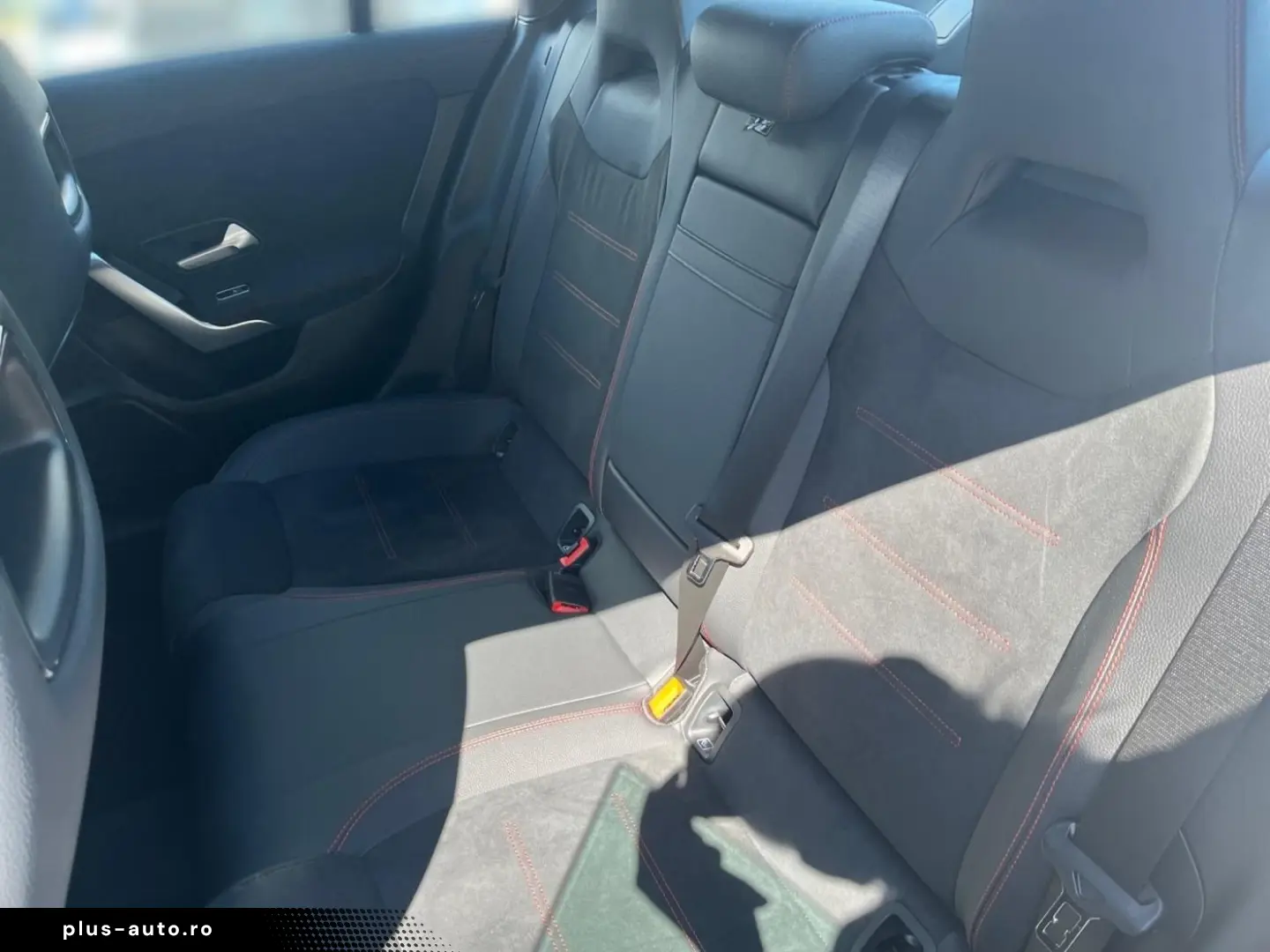 CLA 220 4MATIC Coupé AMG AHK LenkradHz Distronic