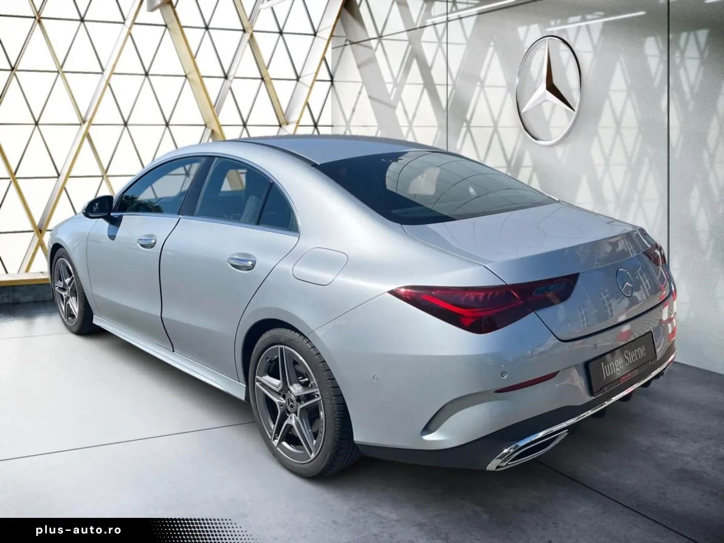 CLA 220 4MATIC Coupé AMG AHK LenkradHz Distronic