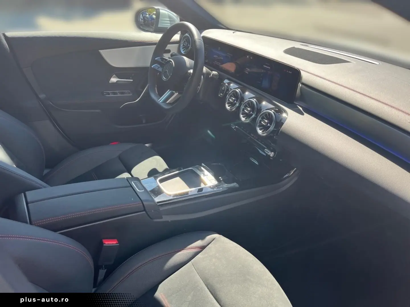 CLA 220 4MATIC Coupé AMG AHK LenkradHz Distronic