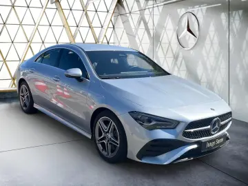 CLA 220 4MATIC Coupé AMG AHK LenkradHz Distronic