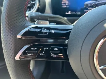 CLA 220 4MATIC Coupé AMG AHK LenkradHz Distronic