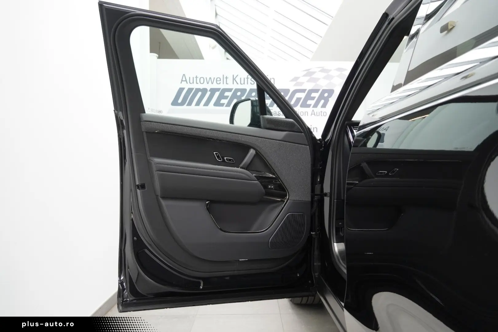 Range Rover Sport D300 Dynamic HSE