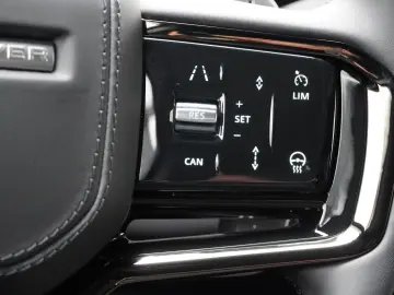 Range Rover Sport D300 Dynamic HSE