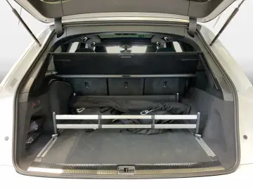 Q7 60 TFSI e quattro S tronic S line MATRIX ACC