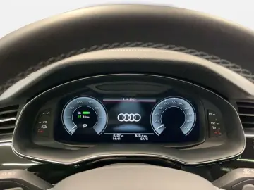 Q7 SUV 60 TFSI e quattro tiptronic S line 4xSHZ