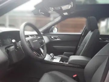 Range Rover Velar D300 Autobiography