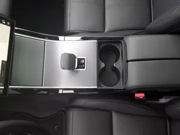 Range Rover Velar D300 Autobiography