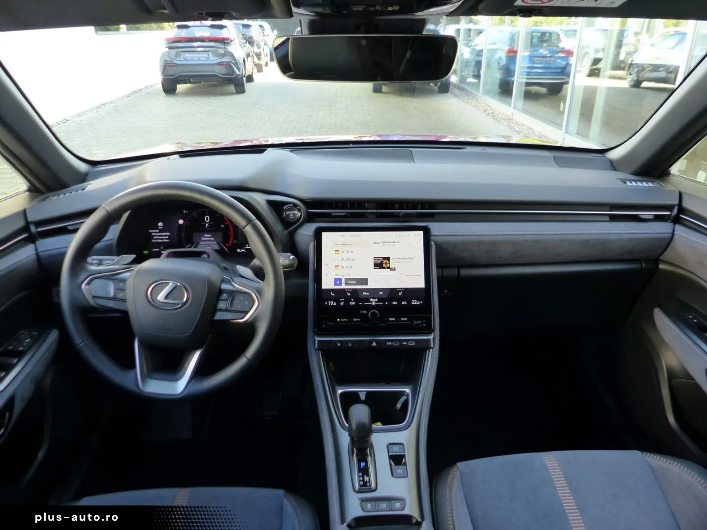 LBX FWD Cool mit Vollausstattung Levinson 1.Hand