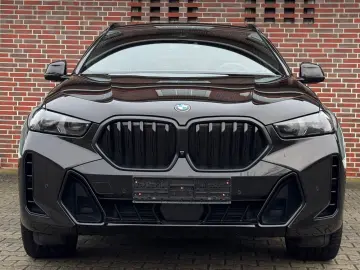X6 30 d xDrive M SPORTPAKET PRO PANORAMA 22 ZOLL