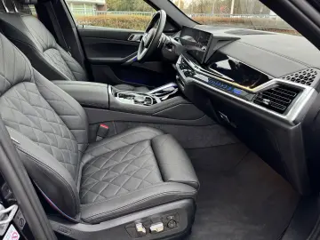 X6 30 d xDrive M SPORTPAKET PRO PANORAMA 22 ZOLL