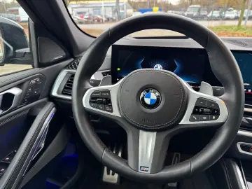 X6 30 d xDrive M SPORTPAKET PRO PANORAMA 22 ZOLL