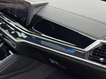 X6 30 d xDrive M SPORTPAKET PRO PANORAMA 22 ZOLL