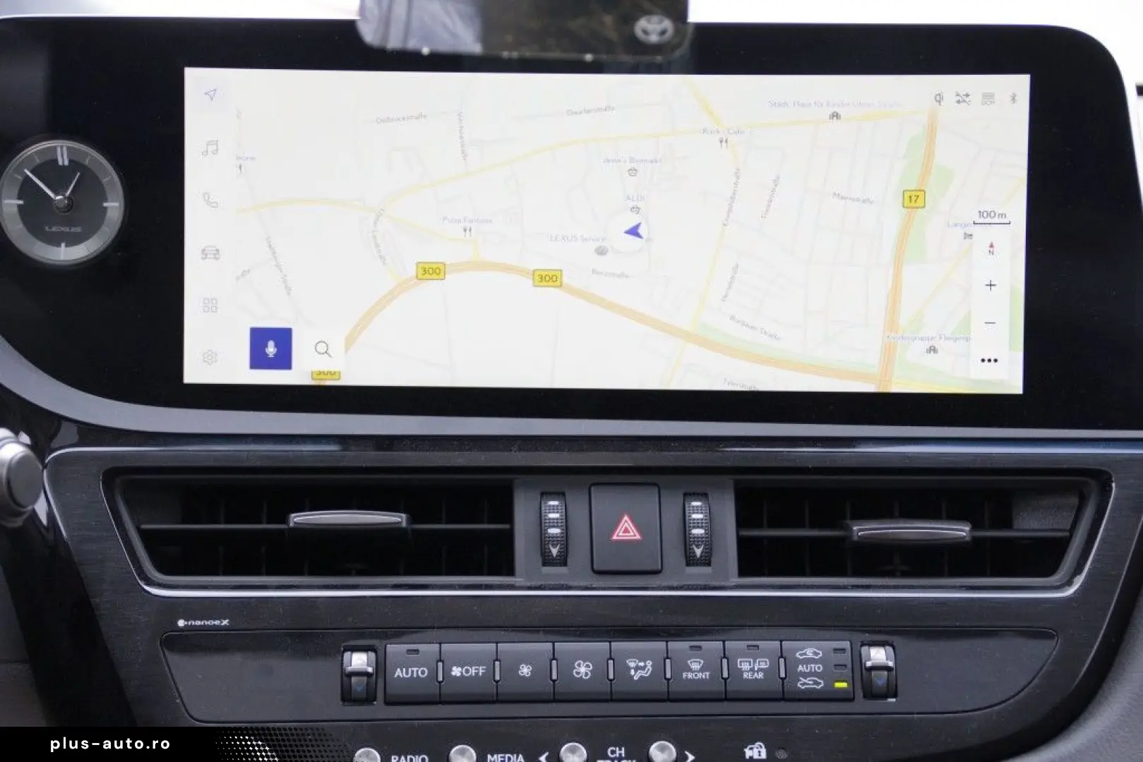 ES 300h Business Line