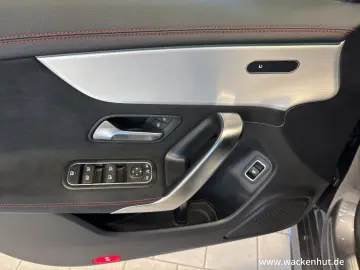 CLA 220 4M EDITION AMG LINE NIGHT PANO DIST 360