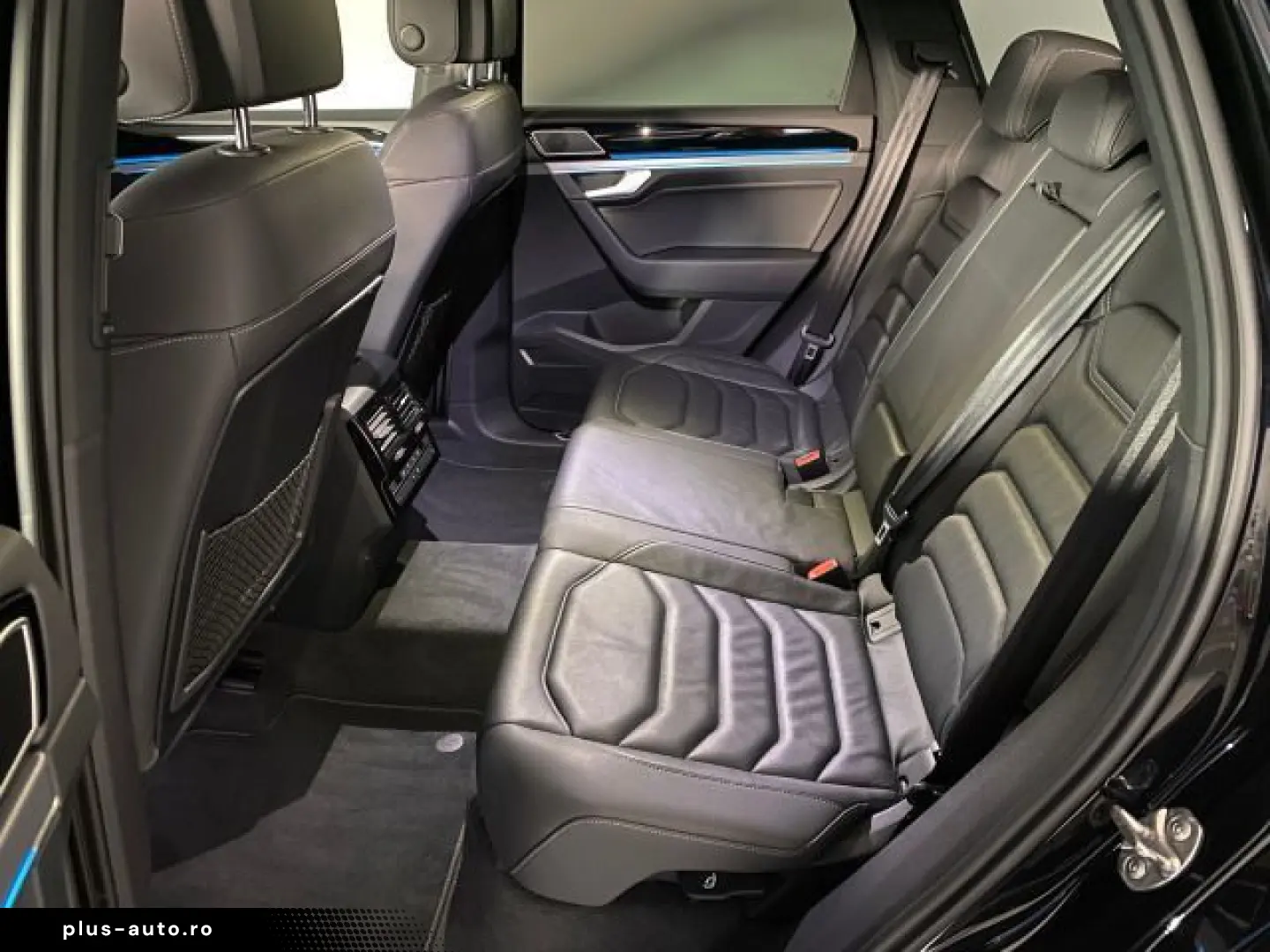 Touareg R-Line 3.0 V6 TDI 4Motion LEDER