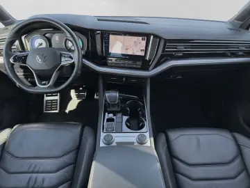 Touareg 3.0 TDI R-LINE LM21 AIR LEDER BLACKSTYLE