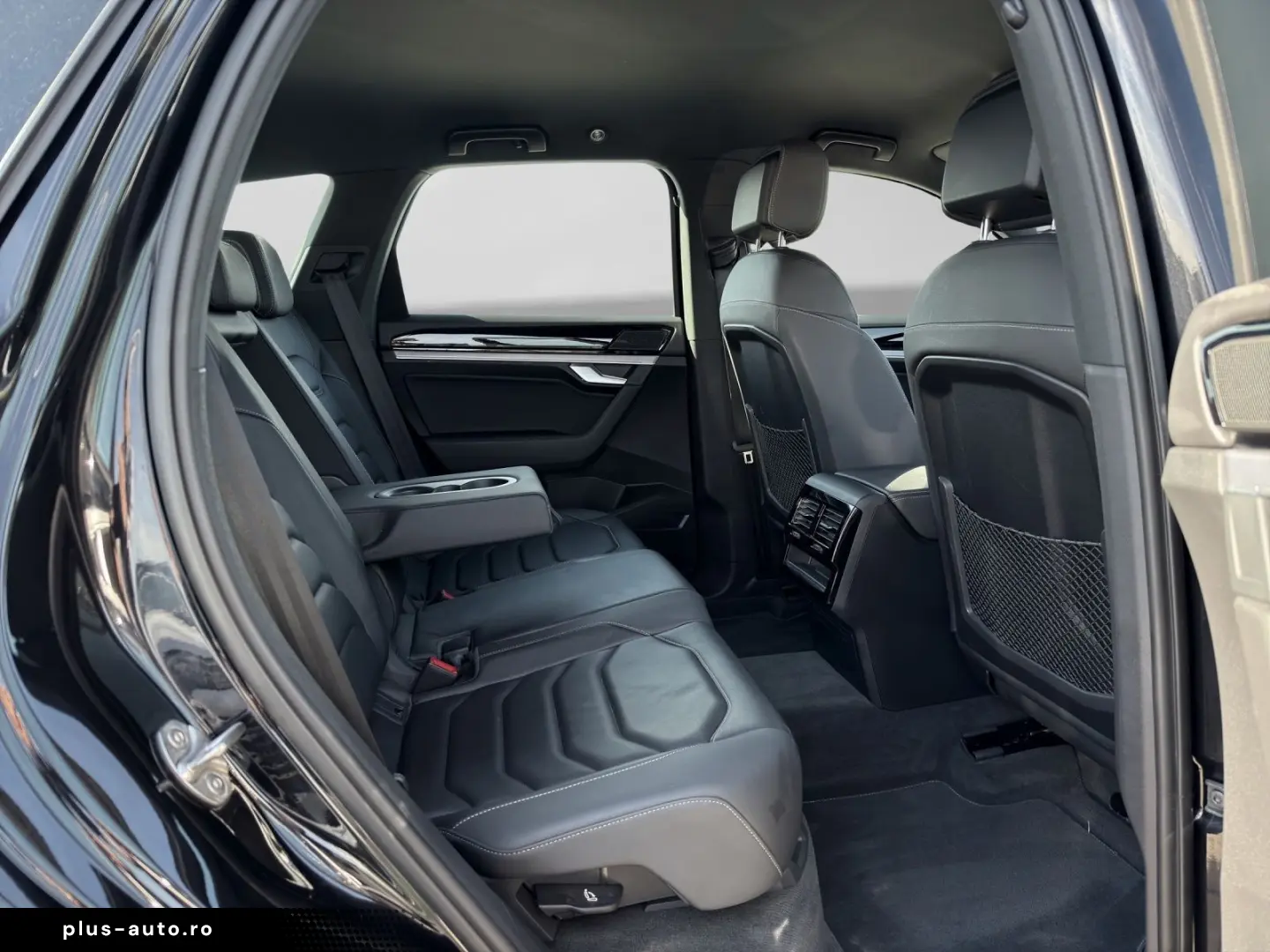 Touareg 3.0 TDI R-LINE LM21 AIR LEDER BLACKSTYLE