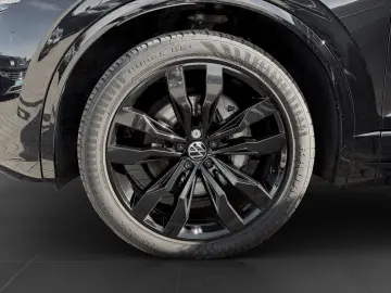 Touareg 3.0 TDI R-LINE LM21 AIR LEDER BLACKSTYLE